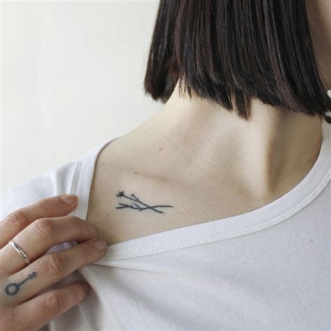 tatuajes sensual para mujeres|tatuajes minimalistas para mujer.